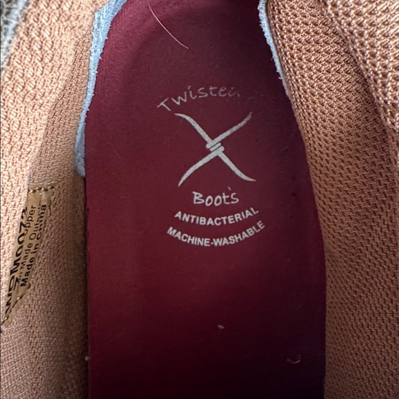 Twisted X
Women's Tooled Chukka Driving Mocs - Picture 3 of 9